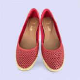 Clarks - Size 6